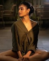 अभिनेत्री जानकी बोडीवालाने दिग्दर्शका बद्दल काय …. अभिनेत्री जानकी बोडीवालाने दिग्दर्शका बद्दल काय ….