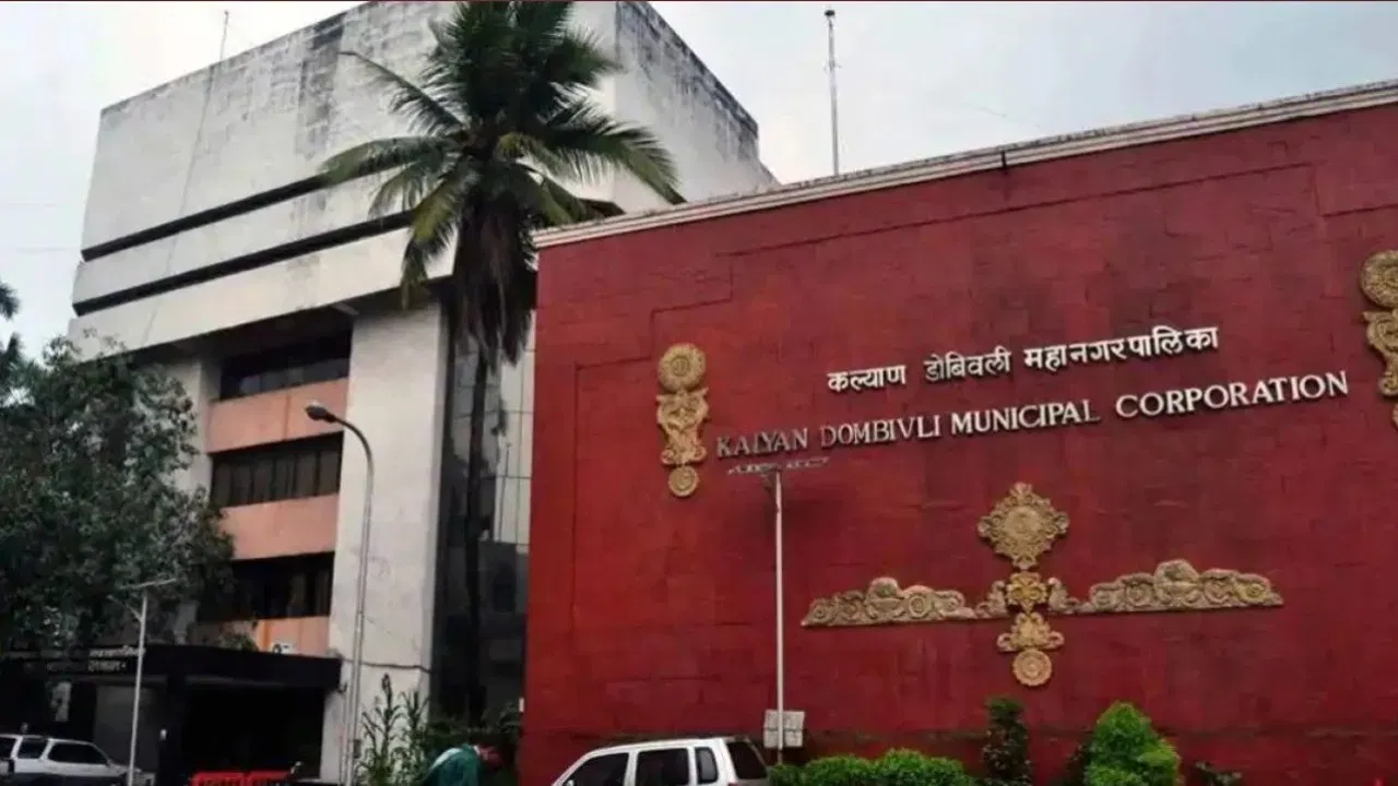 केडीएमसीच्या तिजोरीची चावी कोणाकडे केडीएमसीच्या तिजोरीची चावी कोणाकडे