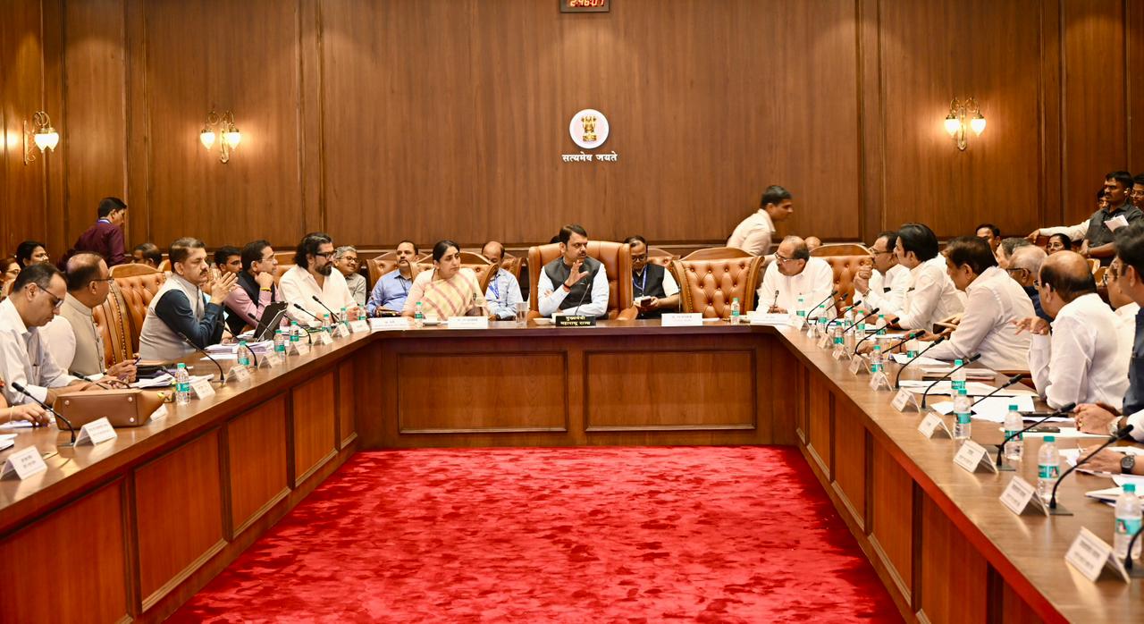 साखर कारखान्यांच्या आर्थिक सहाय्यासाठी तातडीराज्यस्तरीय समिती गठीत; समितीकडून तातडीने अहवाल घेण्यात येणार- मुख्यमंत्री देवेंद्र फडणवीस साखर कारखान्यांच्या आर्थिक सहाय्यासाठी तातडीराज्यस्तरीय समिती गठीत; समितीकडून तातडीने अहवाल घेण्यात येणार- मुख्यमंत्री देवेंद्र फडणवीस
