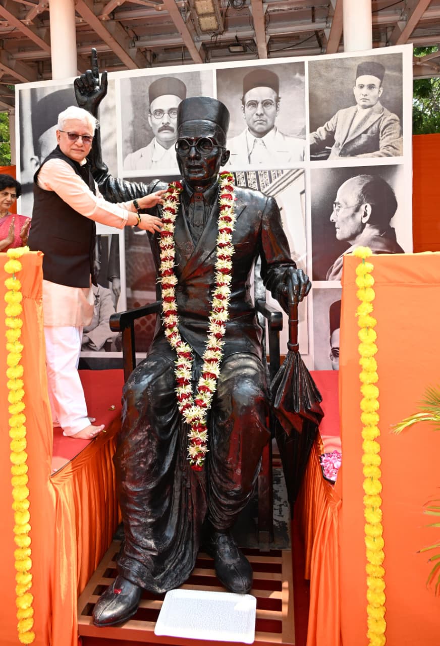 On day 1, Maha Governor pays Tribute to Chhatrapati Shivaji Maharaj, Dr Ambedkar and Veer Savarkar Memorial